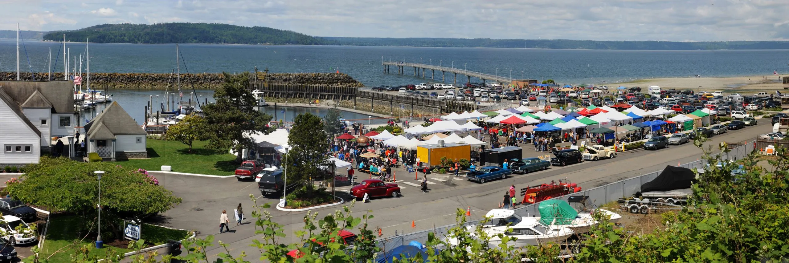 Fast, simple, and stress-free moves for families and businesses in Des Moine, WA